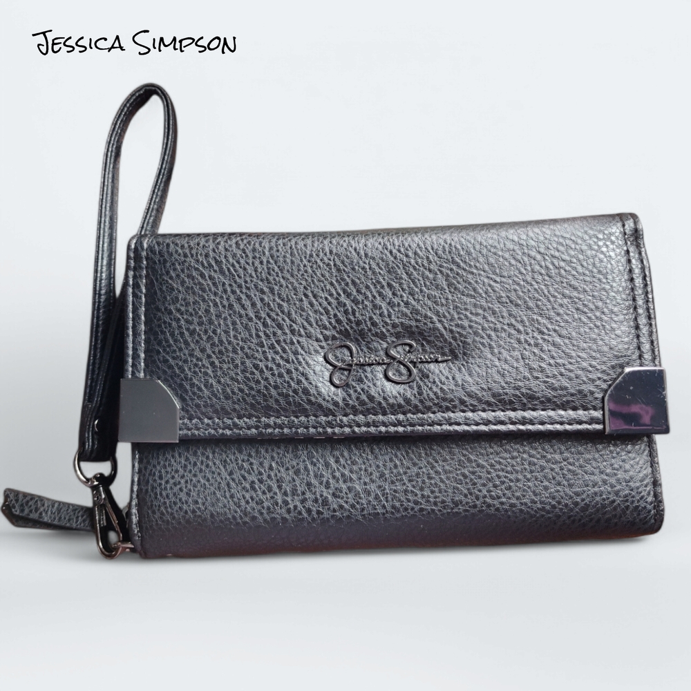 Jessica Simpson Black Wristlet Clutch - Picture 1 of 8